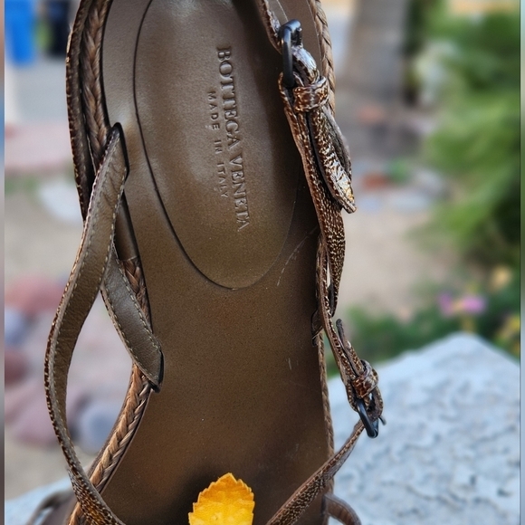 Bottega Veneta Sandals - Picture 9 of 9